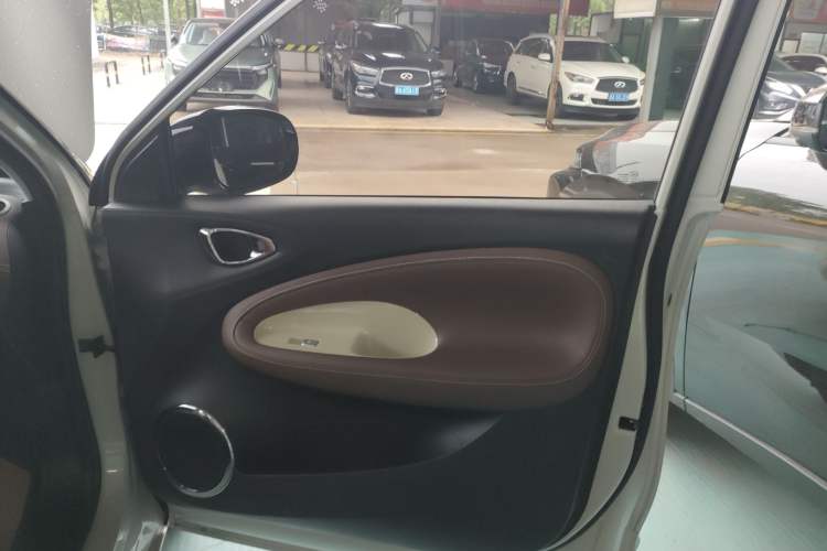 Used Wuling Bingo 2023 333 km Lingxi Connected+ Version
