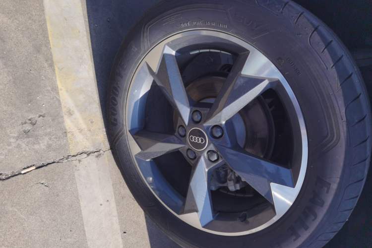 Used Audi Q3 2022 35 TFSI Fashion Dynamic Model
