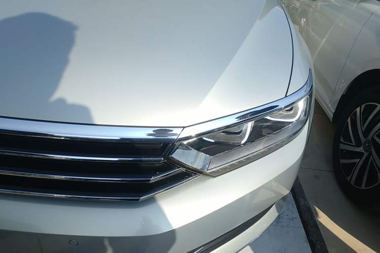 Used Volkswagen Magotan 2018 330TSI DSG Luxury Model