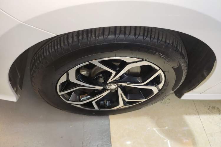 Used MG 5 2021 Revised Version 180 DVVT CVT Youth Luxury Edition