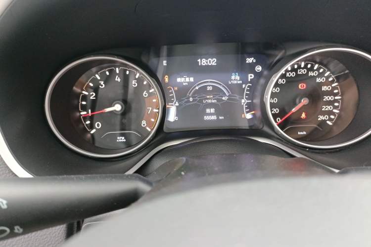 Used  Compass 2019 200T Automatic Family Edition - Connected Large Screen Version
