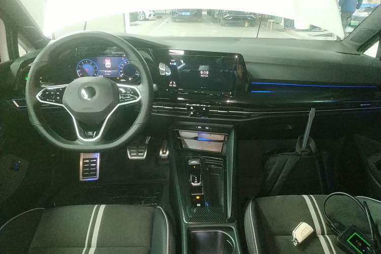 Used Volkswagen Golf 2021 280TSI DSG R-Line
