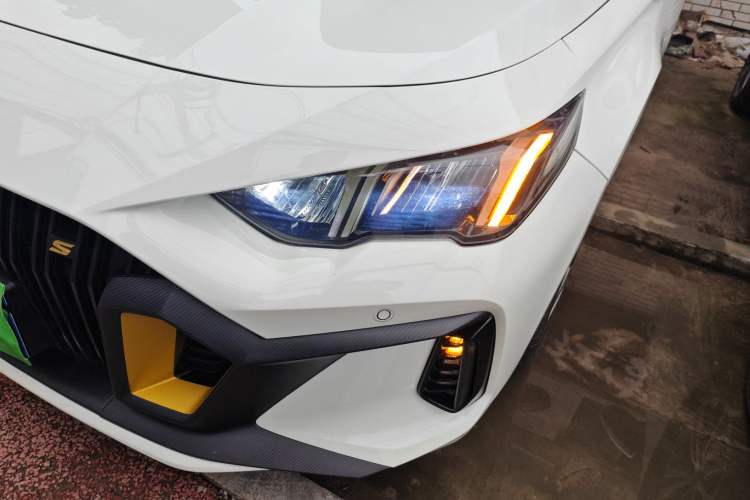 Used GAC Trumpchi EMPOW 2021 270T DCT J16 Version
