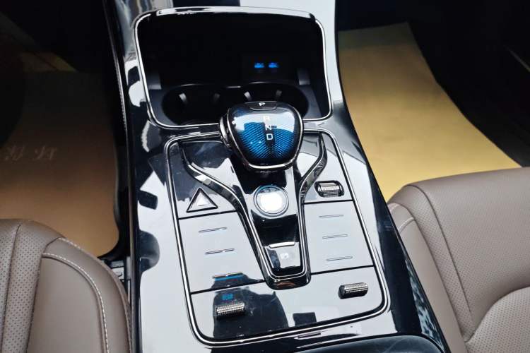 Used BYD Han 2020 EV Long-Range Luxury Model
