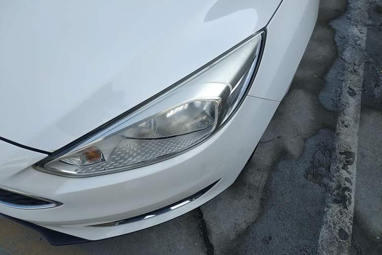 Used Ford Focus 2015 Hatchback EcoBoost 125 Automatic Supreme Style Edition