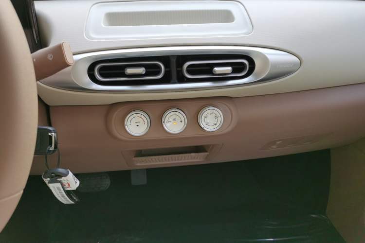 Used Wuling Hongguang MINIEV 2025 Four-Door Version Advanced Edition