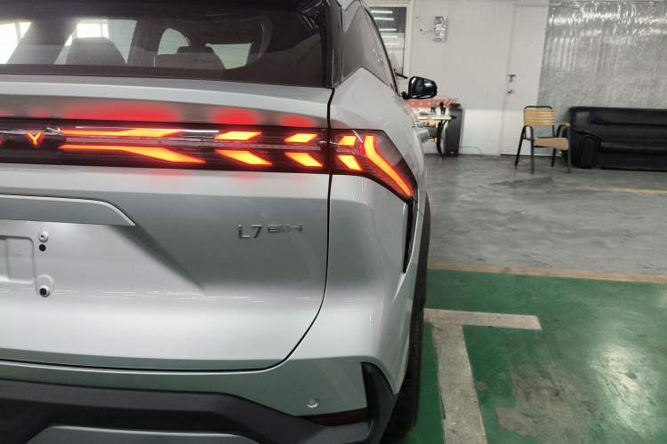 Used  L7 2025 EM-i 115km Long-Range Version
