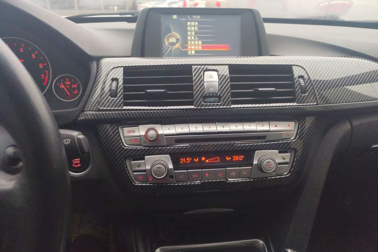 Used BMW 3 Series GT 2013 320i Leading Model
