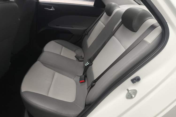 Used Kia Pegas 2017 1.4L Manual Value Edition