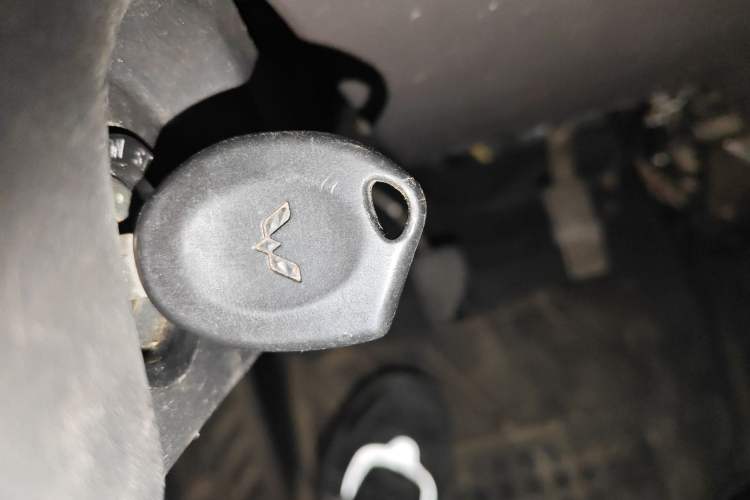 Used Wuling Rongguang 2021 1.5L Extended Standard-Size Window-Sealed Vehicle Air-Conditioned 2-Seater L3C