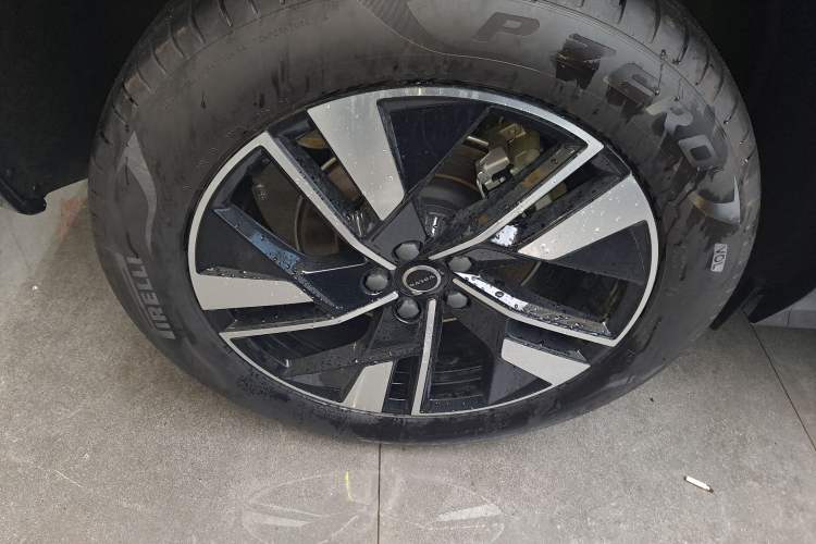 Used Volvo XC60 2026 B5 4x4 Smart Luxury Edition
