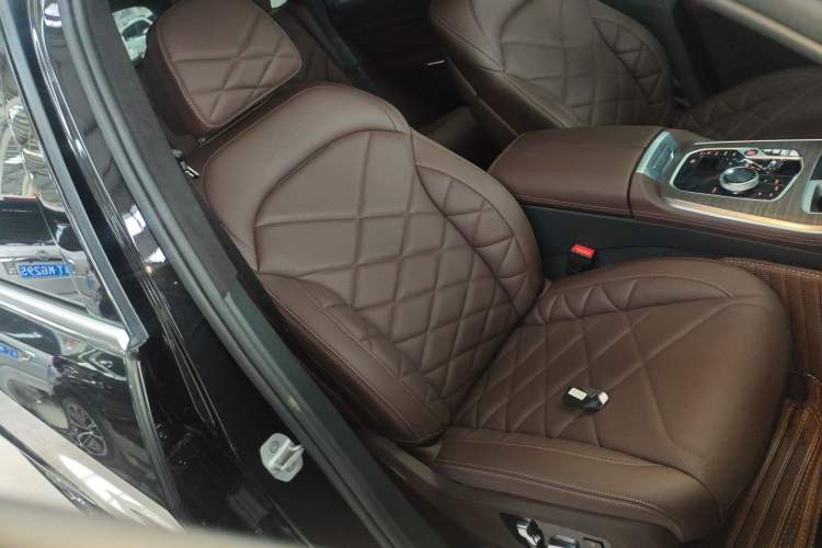 Used BMW X5 2023 xDrive 40Li M Sport Package
