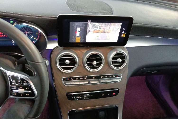 Used Mercedes-Benz GLC 2022 Second Facelift GLC 260 L 4MATIC Luxury Edition