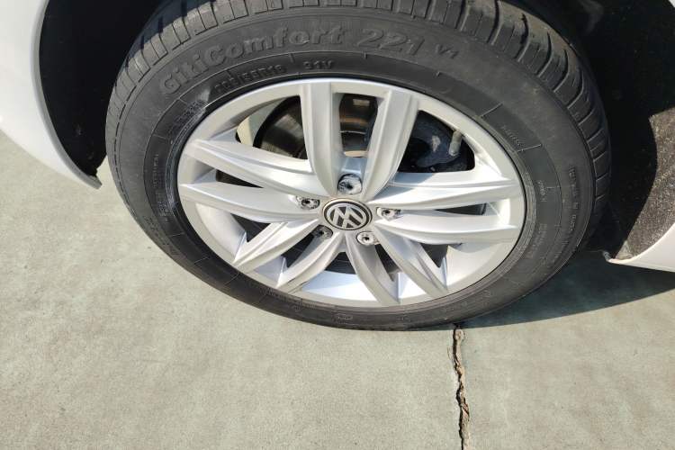 Used Volkswagen Golf 2019 1.6L Automatic Comfort Model China V Standard
