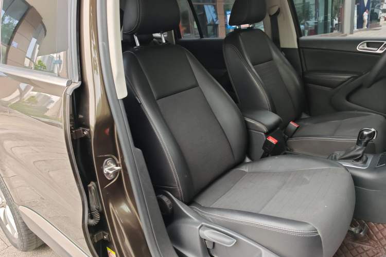 Used Volkswagen Tiguan 2016 280TSI Automatic Two-Wheel-Drive Silk Road Style Edition
