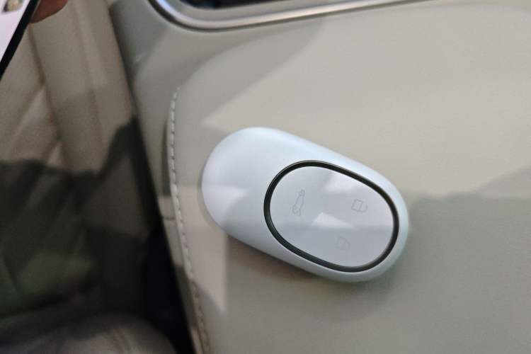 Used Nio ES6 2025 75 kWh
