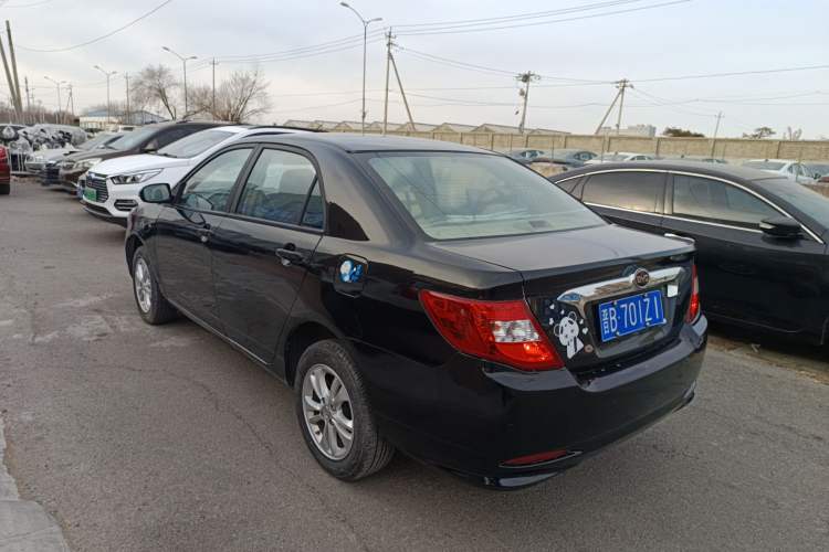 Used BYD F3 2015 Energy-Saving Edition 1.5L Manual Luxury Model