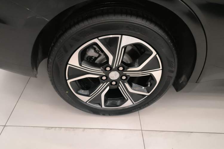 Used Hongqi E-QM5 2023 Revised Version Basic Travel Edition