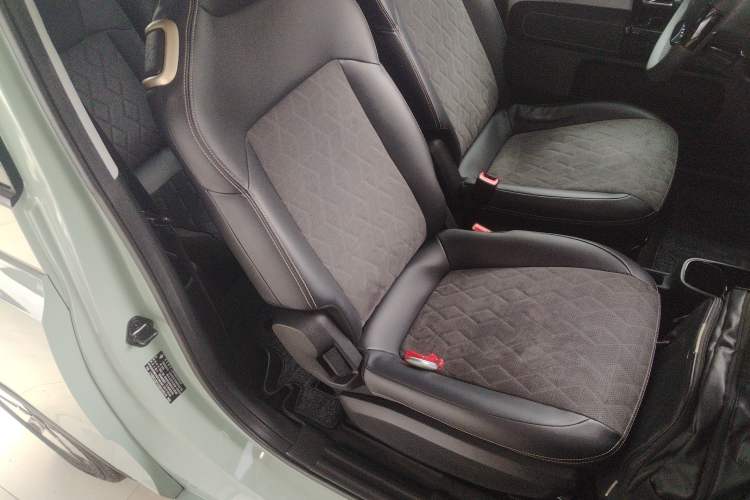 Used Baojun KiWi EV 2023 DJI Edition Lithium Iron Phosphate