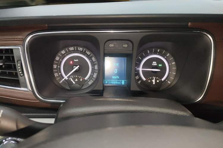 Used Buick GL8 2017 25S Comfort Version China V Standard
