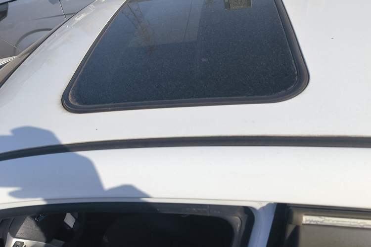 Used Geely Auto Vision 2015 1.3T Manual Luxury Model
