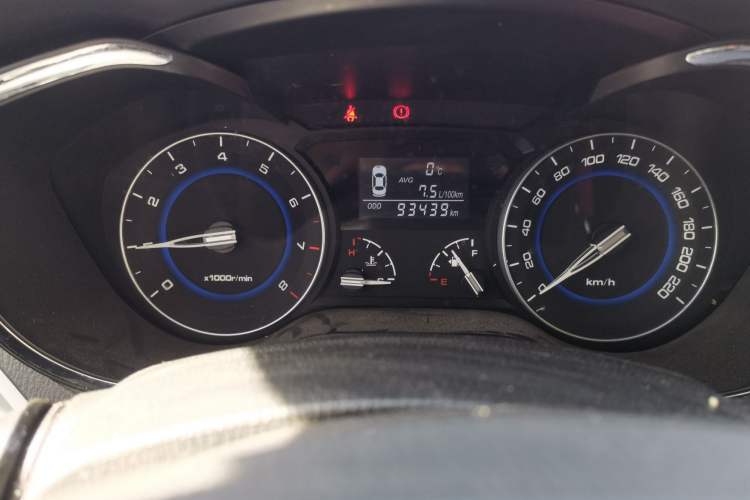 Used Changan Alsvin V7 2015 1.6L Manual Joyride Model China IV Standard
