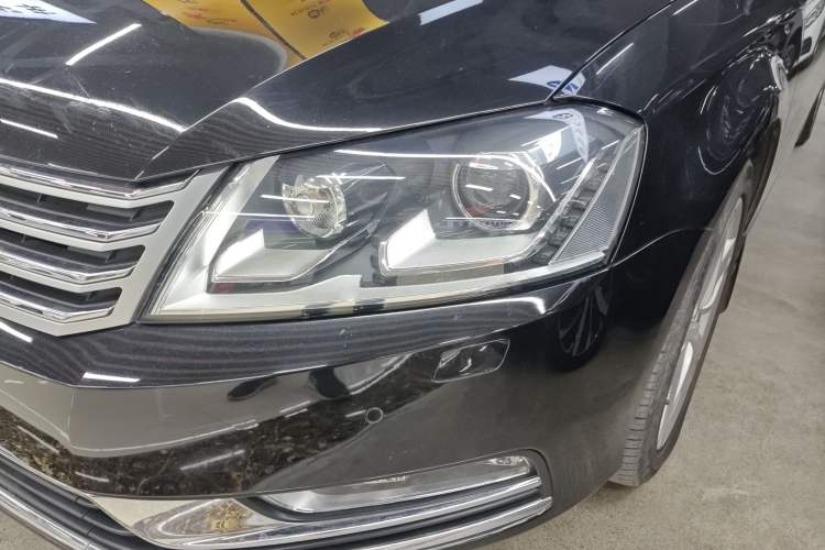 Used Volkswagen Magotan 2016 1.8TSI Luxury Comfort Model
