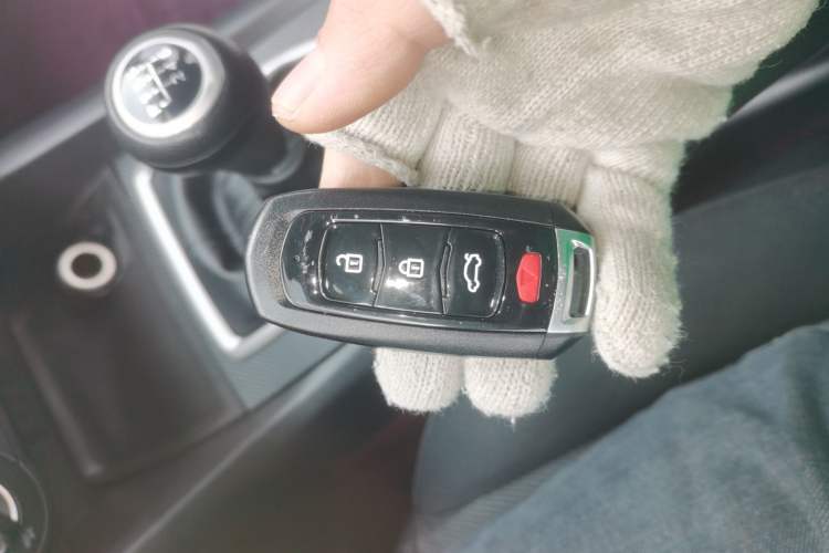 Used Mazda Mazda 3 Axela 2017 Sedan 1.5L Manual Comfort Model Emission Standard China V
