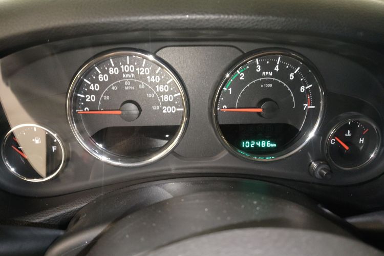 Used  Wrangler 2014 3.0L Sahara Four-Door Edition
