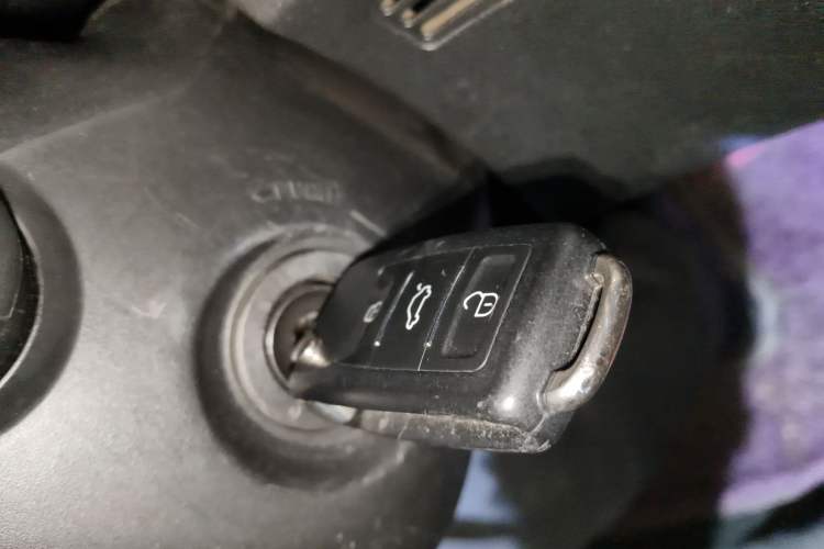 Used Honda City 2015 1.5L manual Comfort version