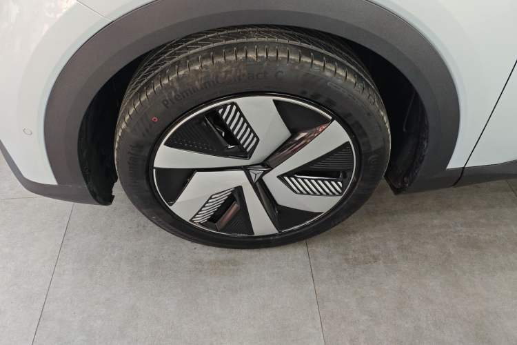 Used  S05 2024 510 Ultra Pure Electric Version