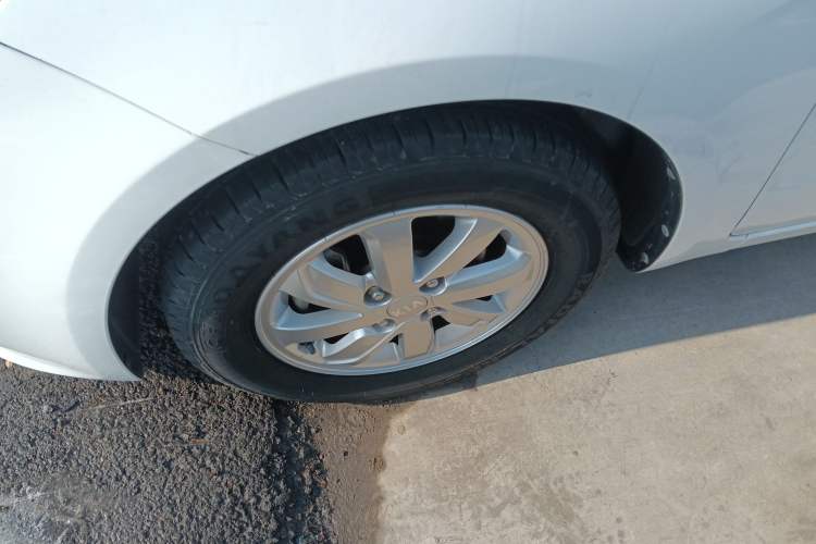 Used Kia K2 2015 Sedan 1.4L MT GLS
