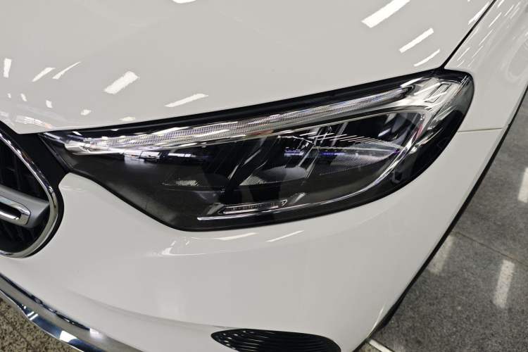 Used Mercedes-Benz GLC 2023 GLC 260 L 4MATIC Dynamic Edition 5-seater
