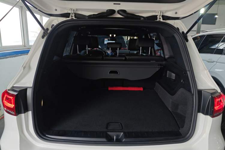 Used Mercedes-Benz GLB 2022 Second Facelift GLB 200 Dynamic Edition
