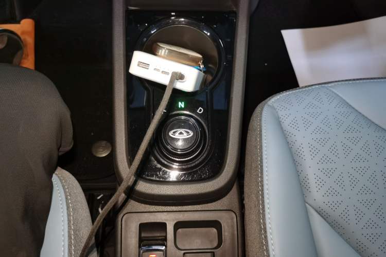 Used Chery Little Ant 2022 Sweet Pink Edition Half-Sugar Version 3-Cell Lithium 30kW 301km