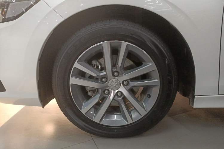 Used Honda Civic 2023 240TURBO CVT Dynamic · Center Stage Special Edition