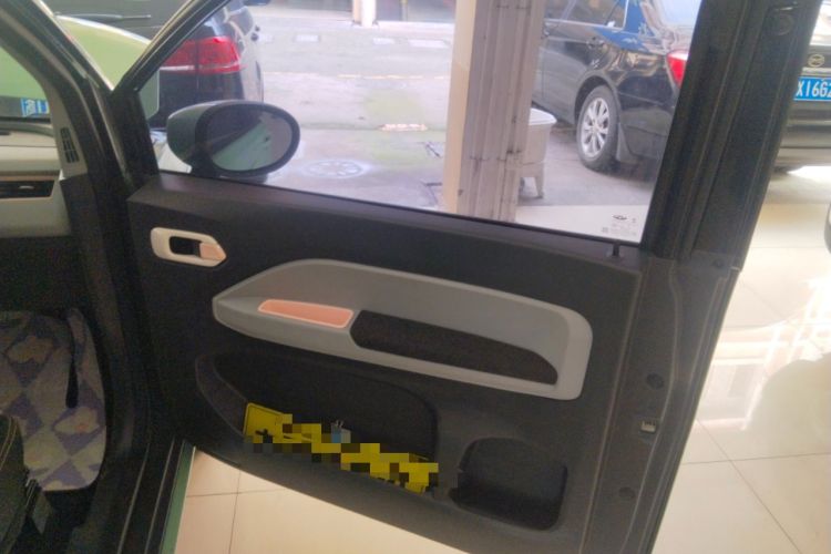 Used Chery QQ Ice Cream 2022 170km Sundae Phosphate Lithium-Ion
