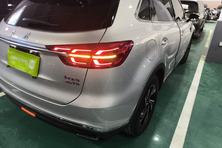 Used Hongqi HS5 2022 Revised Version 2.0T Smart Connect Flagship Edition
