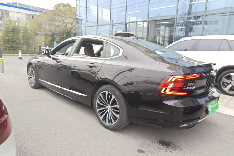 Used Volvo S90 2024 B5 Zhiyi Luxury Edition
