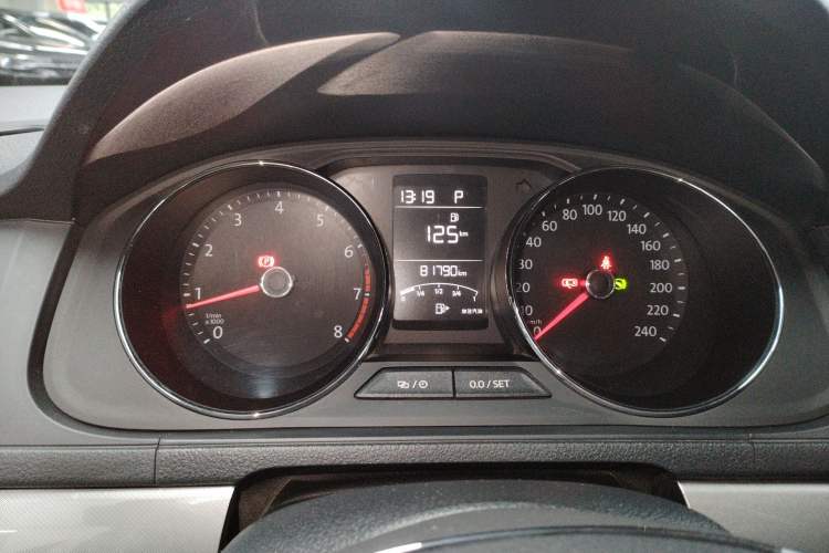 Used Volkswagen Lavida 2017 1.6L Automatic Comfort Edition