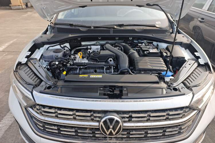 Used Volkswagen Sagitar 2025 Facelifted 300TSI DSG Flyover Edition