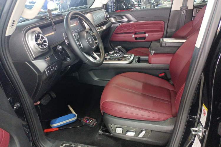 Used Tank 300 2024 2.0T Crosser