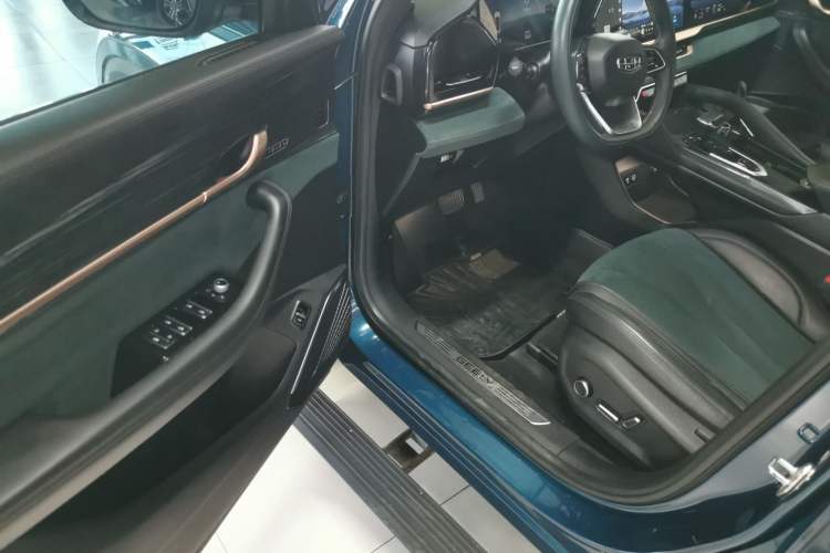 Used Geely Auto Monjaro L 2021 2.0TD DCT EVO Two-Wheel Drive Smart Luxury Version
