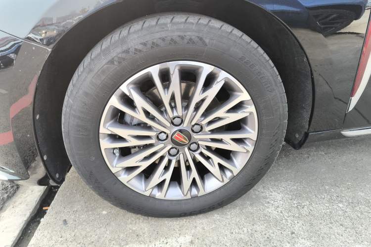 Used Hongqi H5 2023 2.0T Automatic Smart Connect Flagship Edition
