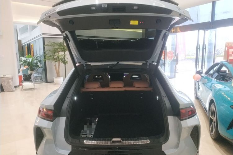 Used BYD Song L EV 2024 662 km Excellence Version
