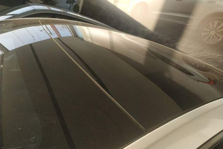 Used Tesla Model Y 2023 Rear-Wheel-Drive Version