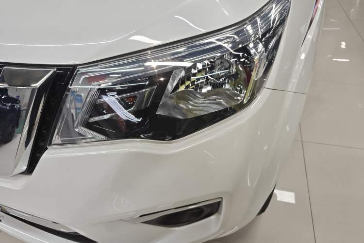 Used Nissan Terra 2020 2.5L XL Upper 4WD Automatic Four-Wheel Drive Luxury Edition
