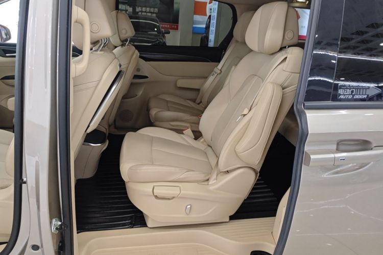 Used Buick GL8 2023 ES Lu Zun Deluxe Model
