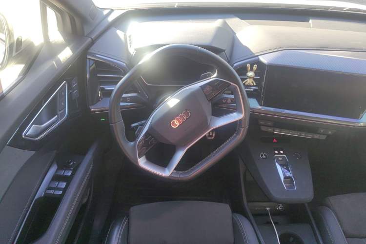 Used Audi Q4 e-tron 2022 50 e-tron quattro Visionary Edition