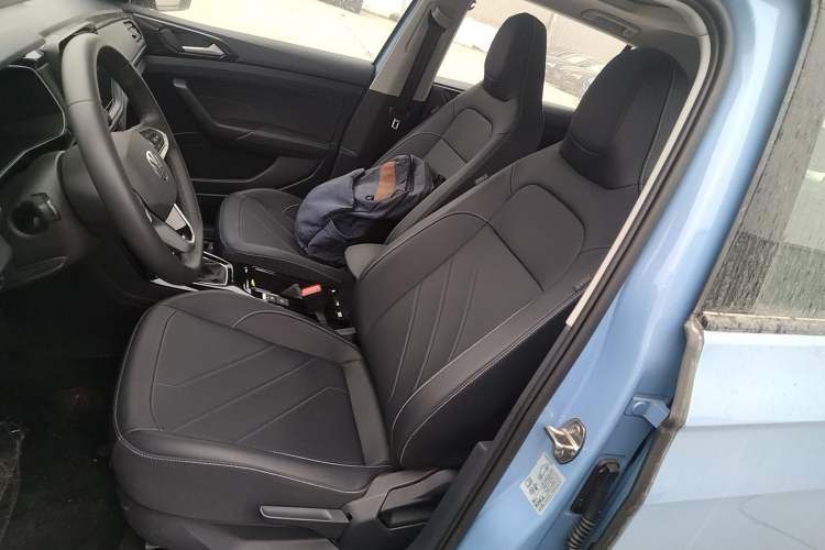 Used Volkswagen Tharu 2025 NewRui 300TSI Prestige Edition